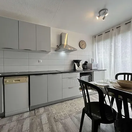 - Gn340-092 Apartment *